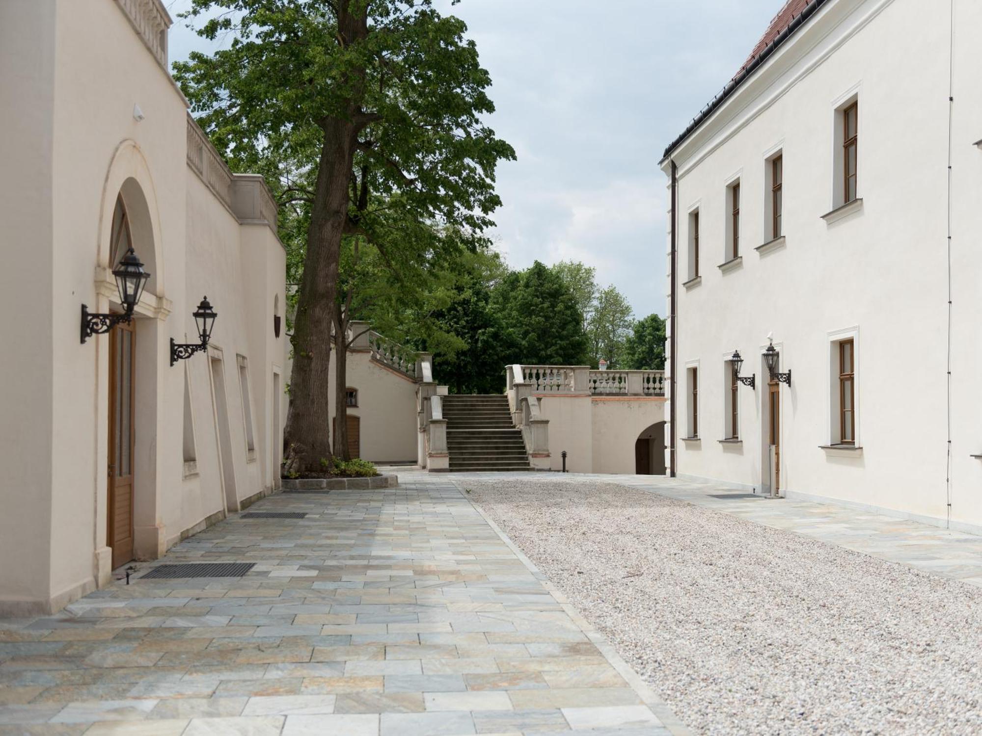 Schloss Thalheim ซังคท์เพิลเทน ภายนอก รูปภาพ