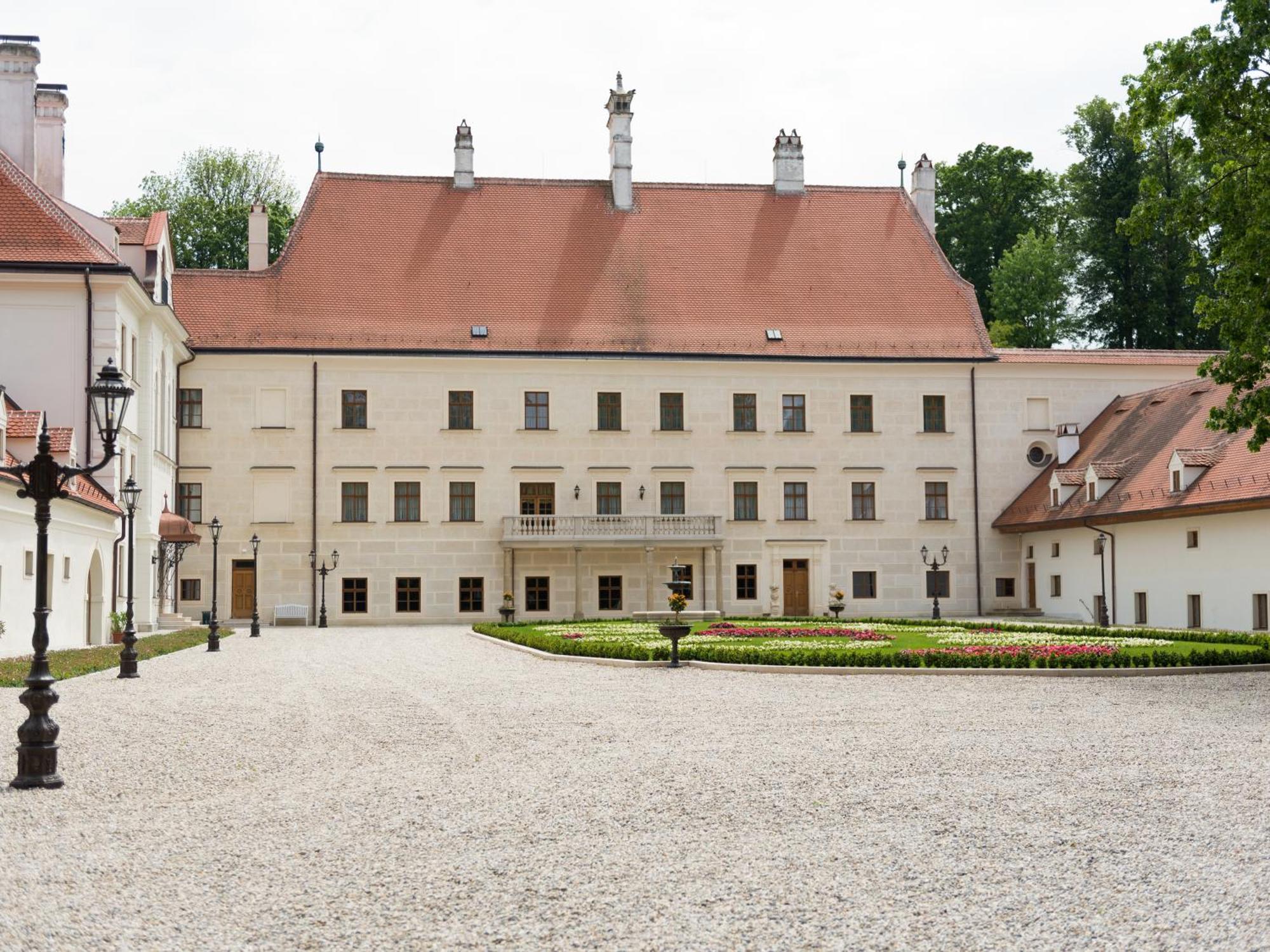 Schloss Thalheim ซังคท์เพิลเทน ภายนอก รูปภาพ